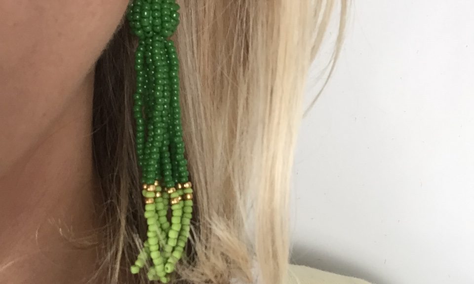 DIY earrings with seed beads