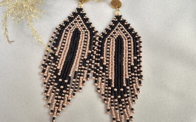 Fringe earrings black and gold